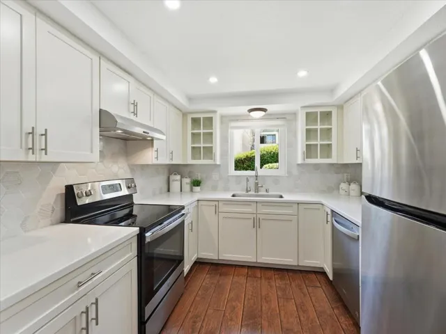 1712 Barrington Court, Santa Cruz, California 95065