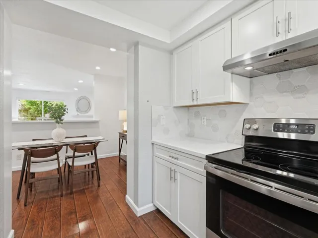 1712 Barrington Court, Santa Cruz, California 95065