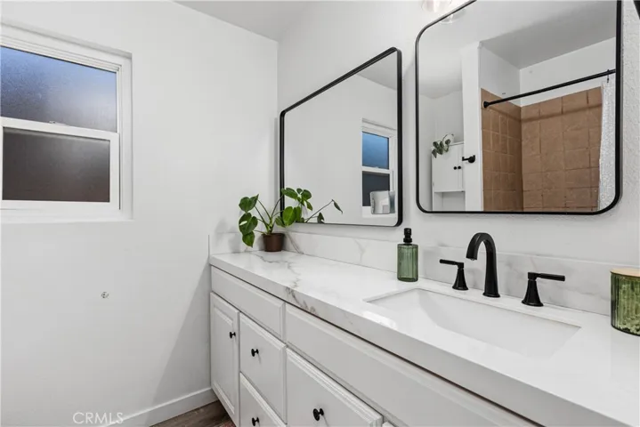 Secondary bath.