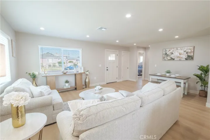 223 S Aprilia Ave, Compton, California 90220