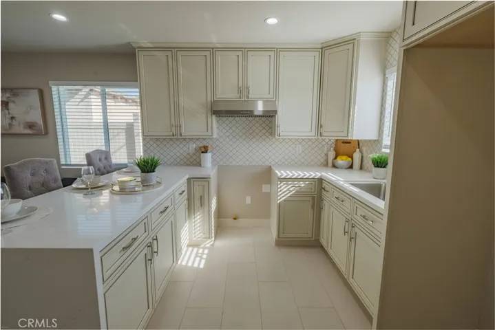223 S Aprilia Ave, Compton, California 90220