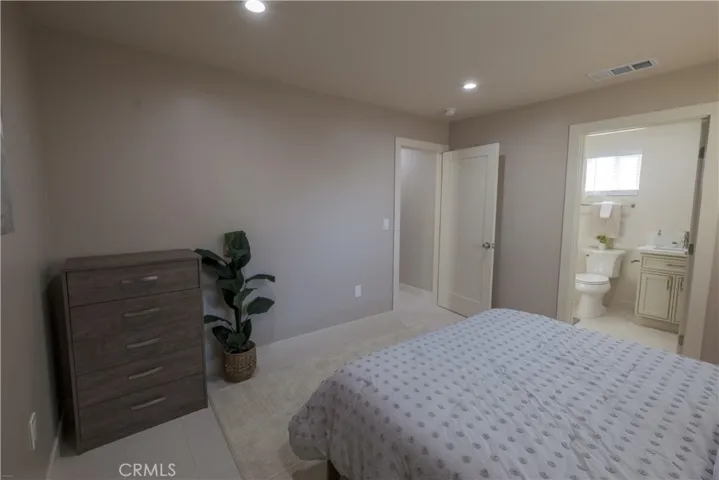 223 S Aprilia Ave, Compton, California 90220