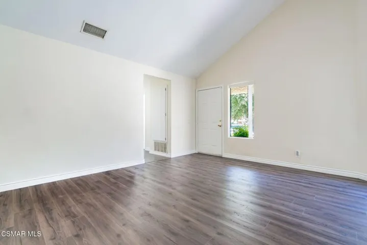 4 Living Room