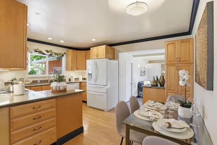 2194 Nobili Avenue, Santa Clara, California 95051