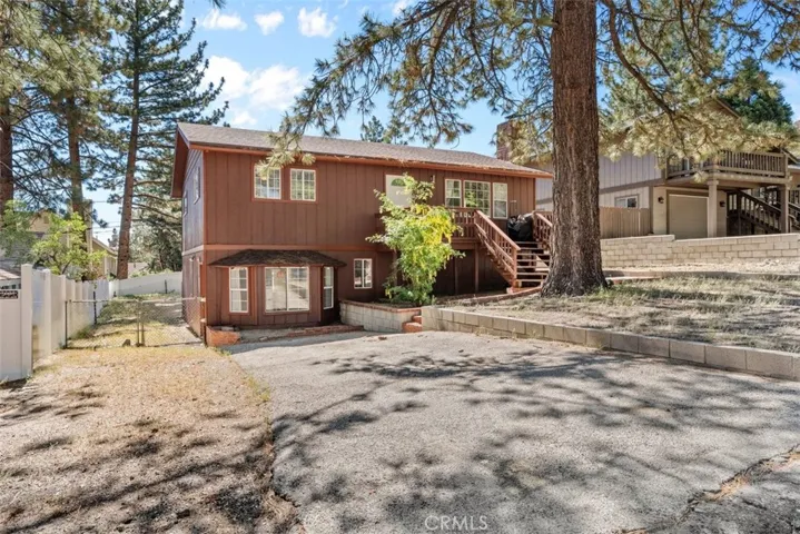6285 Conifer, Wrightwood, California 92397