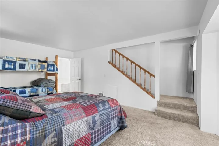 6285 Conifer, Wrightwood, California 92397