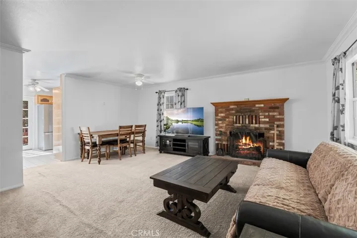 6285 Conifer, Wrightwood, California 92397