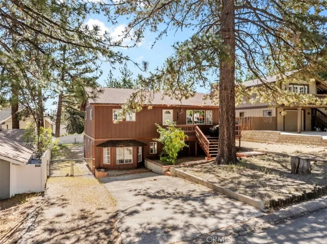 6285 Conifer, Wrightwood, California 92397