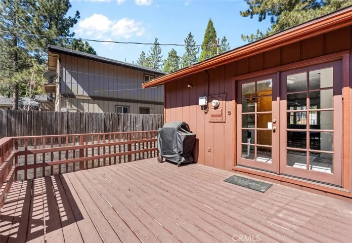 6285 Conifer, Wrightwood, California 92397