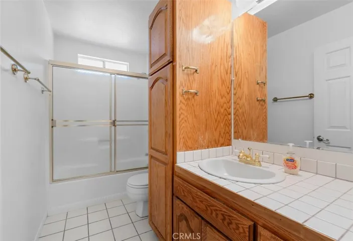 6285 Conifer, Wrightwood, California 92397