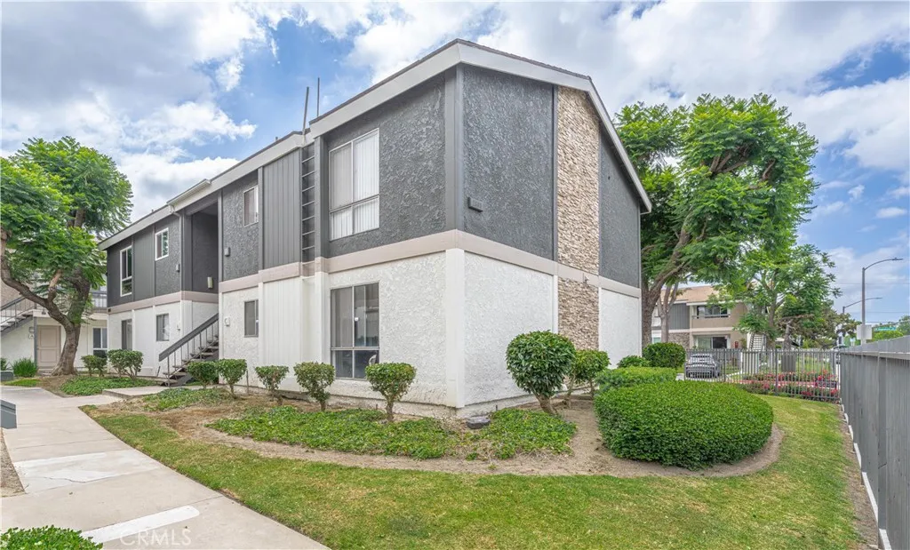 2803 S Fairview C, Santa Ana, California 92704 — photo 4