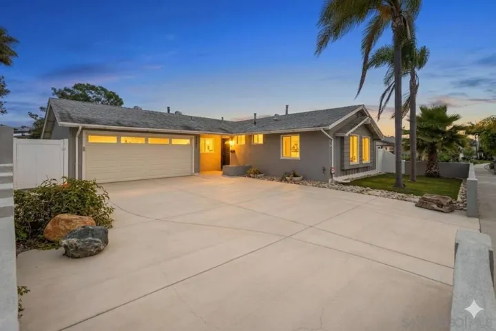 https://zimg.paragon.ice.com/ParagonImages/Property/PA/SDMLS/-524484/0/120/90/4427c961b0ae6c369ad0b050e22654a0/3/e7f1a4d0936f4c7a5c8213b733ede4b3/-524484-5db8934e-431c-478d-a56b-59b12247c0e4.JPG