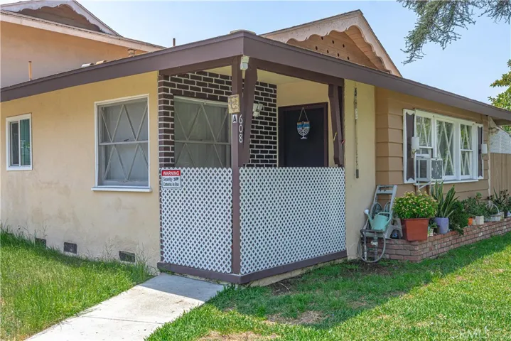 608 W Bellevue, Anaheim, California 92805