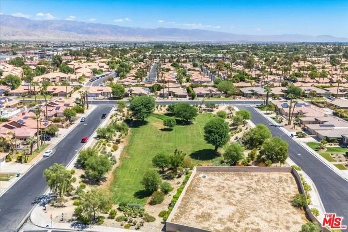 40808 Eastwood Lane, Palm Desert, California 92211