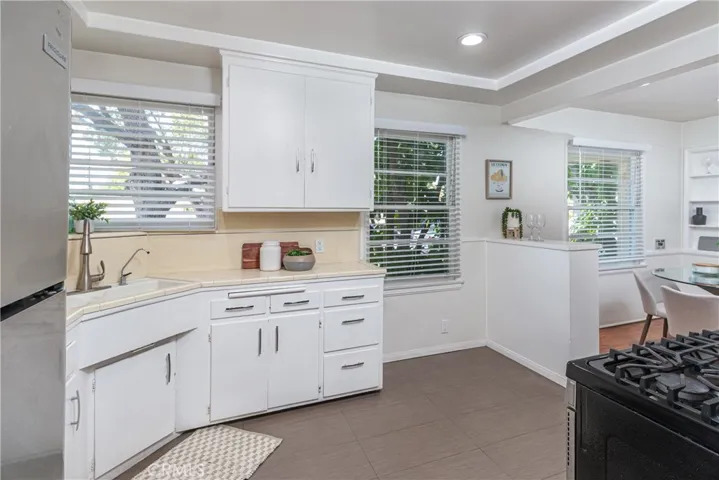 240 N Keystone, Burbank, California 91506