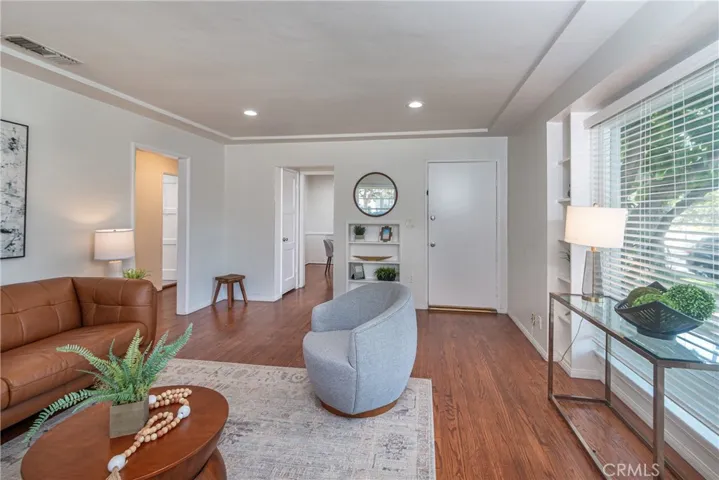 240 N Keystone, Burbank, California 91506