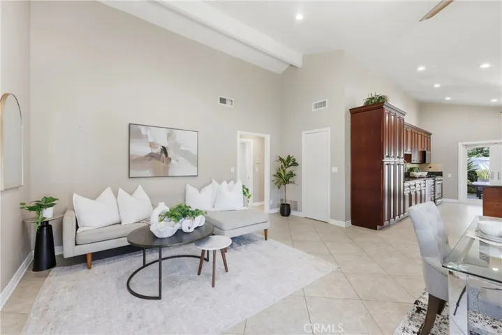 27151 El Retiro, Mission Viejo, California 92692