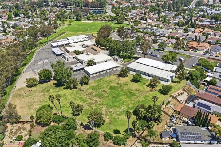 Carl Hankey School - Kindergarten through 8th Grade
