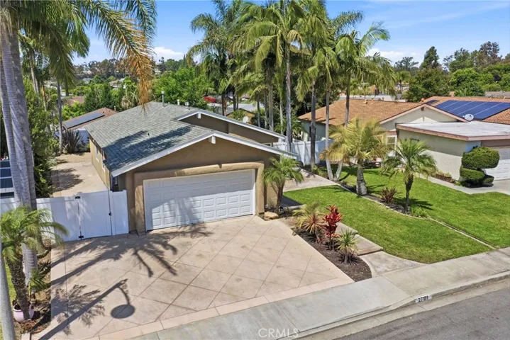 27151 El Retiro, Mission Viejo, California 92692