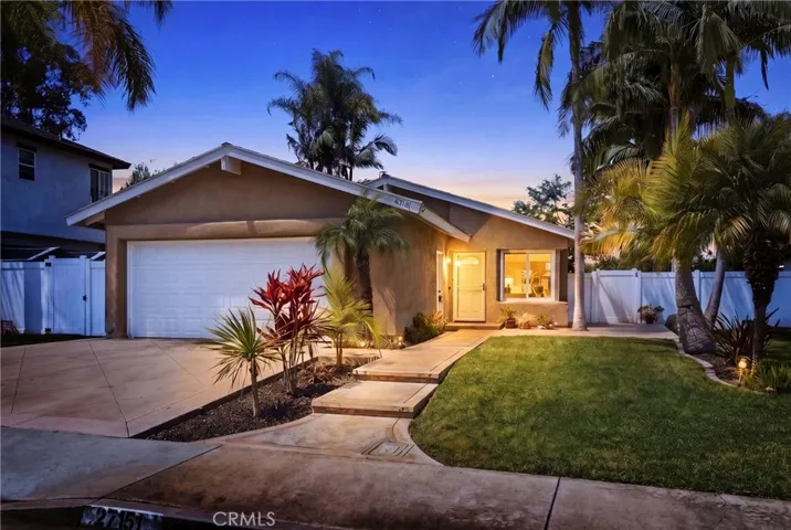27151 El Retiro, Mission Viejo, California 92692
