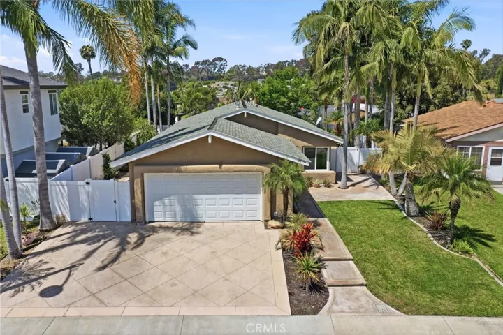 27151 El Retiro, Mission Viejo, California 92692