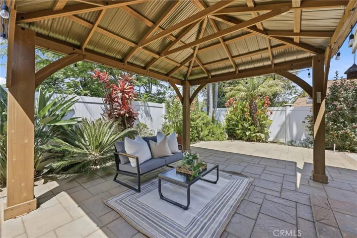 27151 El Retiro, Mission Viejo, California 92692