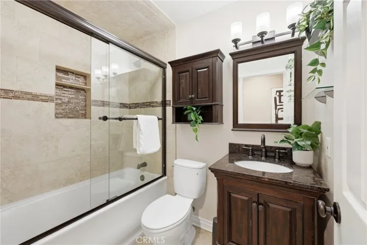 27151 El Retiro, Mission Viejo, California 92692
