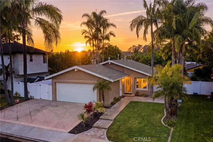 27151 El Retiro, Mission Viejo, California 92692