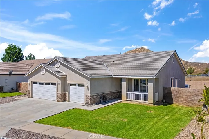 Large Front yard