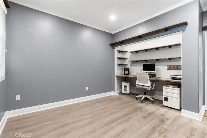 Hall Bedroom - office 4