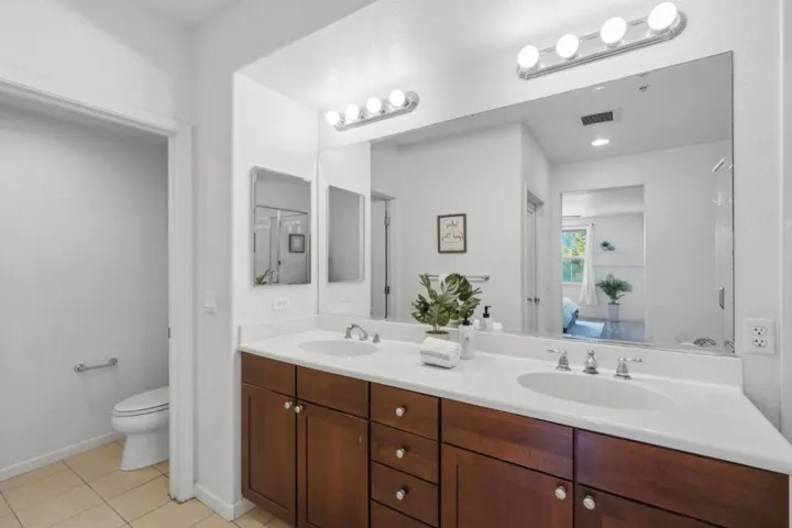 700 S Abel Street 317, Milpitas, California 95035