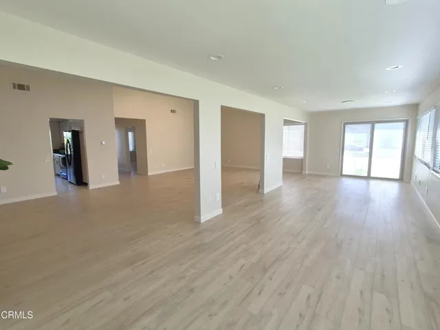 42224 Village 42 Camarillo WeSellLeisure