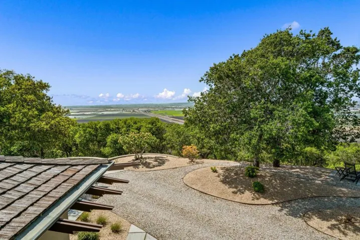 1205 Eagle Hill Road, Royal Oaks, California 95076