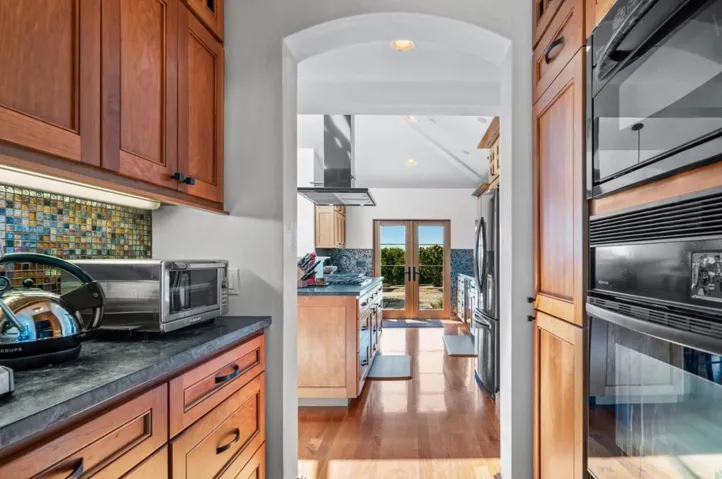 1205 Eagle Hill Road, Royal Oaks, California 95076