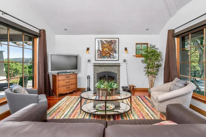 1205 Eagle Hill Road, Royal Oaks, California 95076