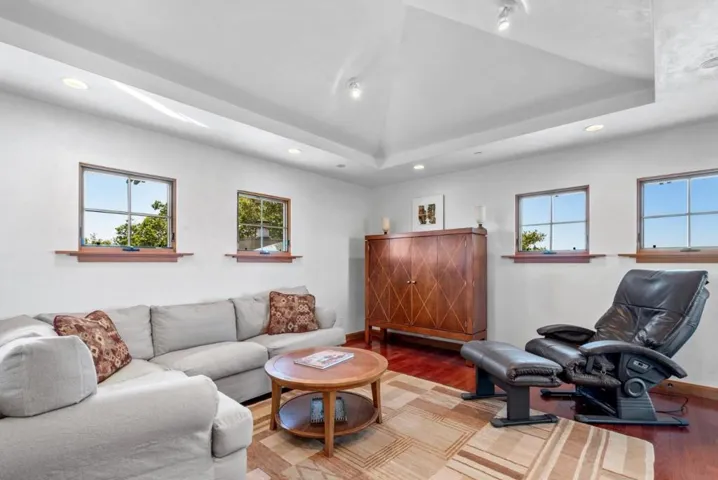 1205 Eagle Hill Road, Royal Oaks, California 95076