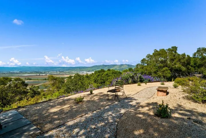 1205 Eagle Hill Road, Royal Oaks, California 95076