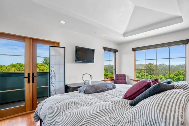 1205 Eagle Hill Road, Royal Oaks, California 95076