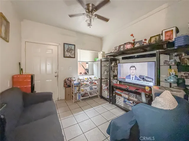 1403 Lemon Avenue, Long Beach, California 90813