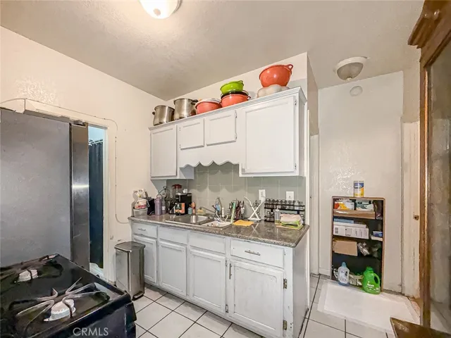 1403 Lemon Avenue, Long Beach, California 90813