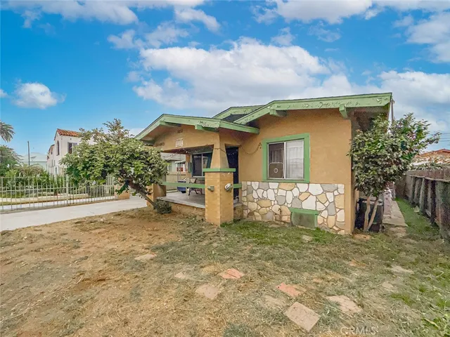 1403 Lemon Avenue, Long Beach, California 90813