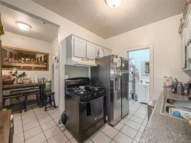 1403 Lemon Avenue, Long Beach, California 90813