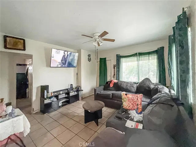 1403 Lemon Avenue, Long Beach, California 90813