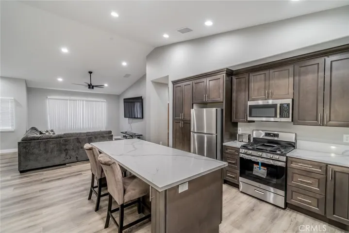 11515 Mariposa, Hesperia, California 92345