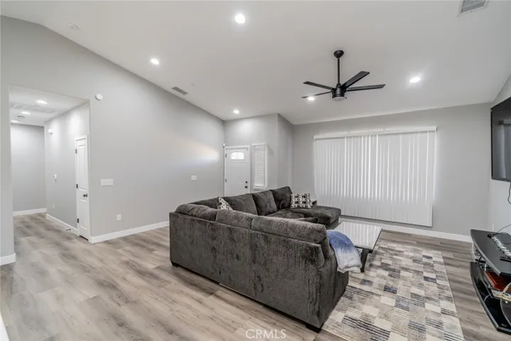 11515 Mariposa, Hesperia, California 92345