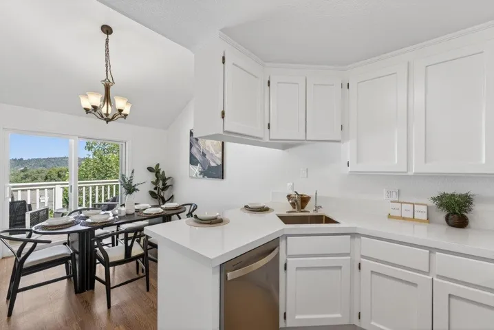 12 Horseshoe Court, Scotts Valley, California 95066