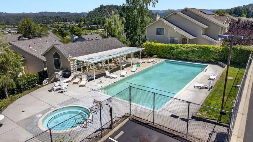 12 Horseshoe Court, Scotts Valley, California 95066