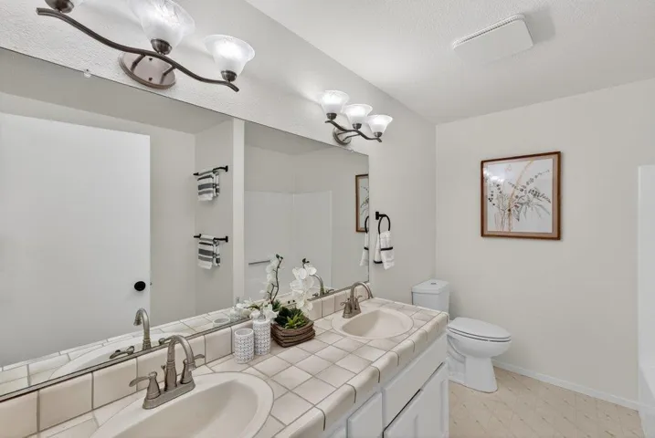 12 Horseshoe Court, Scotts Valley, California 95066