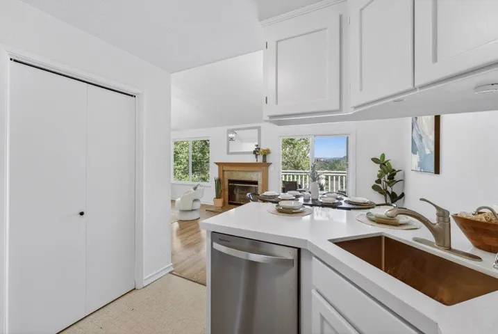12 Horseshoe Court, Scotts Valley, California 95066