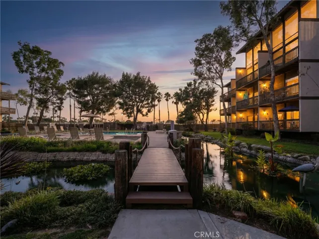 8208 Marina Pacifica N, Long Beach, California 90803